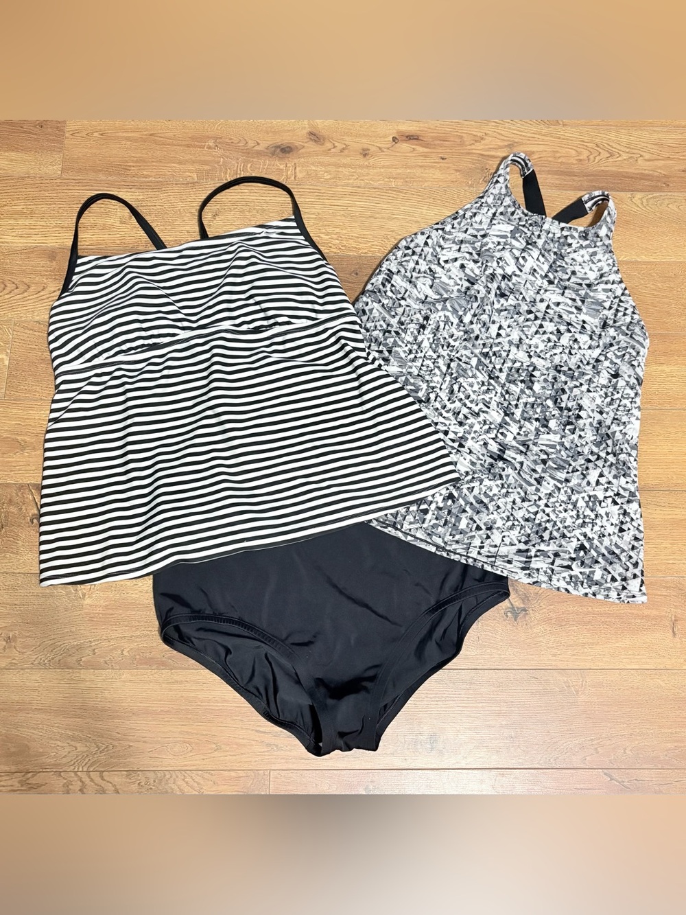 Nike 3 Pc Tankini Swim Set 1X High Waist Bottom 2 Tops Black EUC